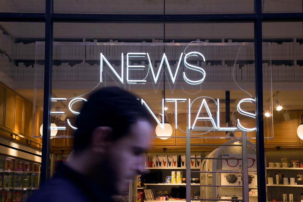 Telegraph: Билл Клинтон предпочел чаепитию с Елизаветой II шопинг в Лондоне