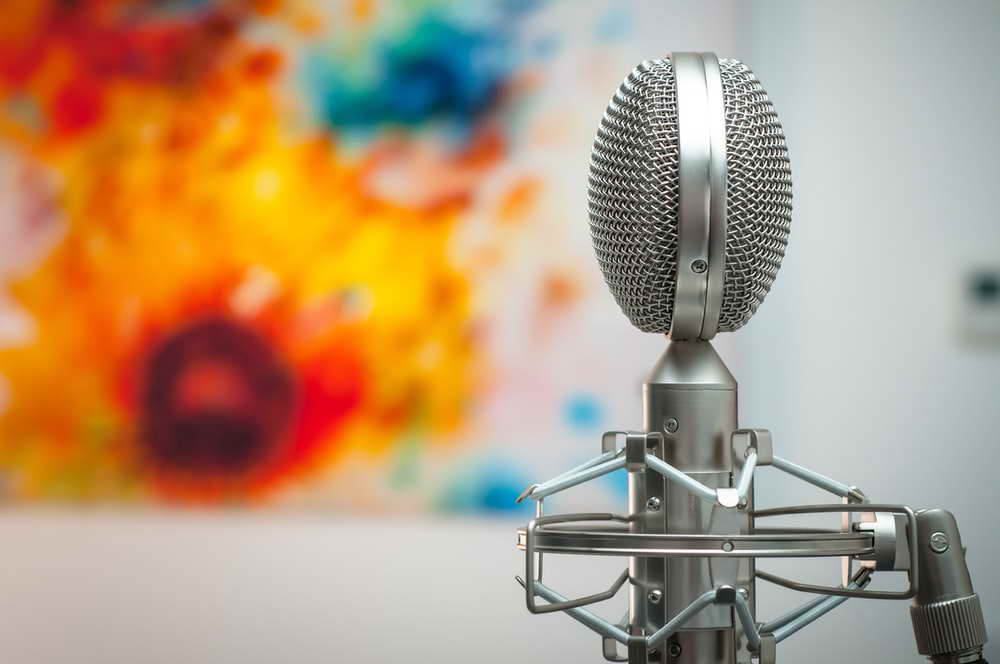 Обзор Soundcore Select 4 Go: колонка для прогулок на свежем воздухе