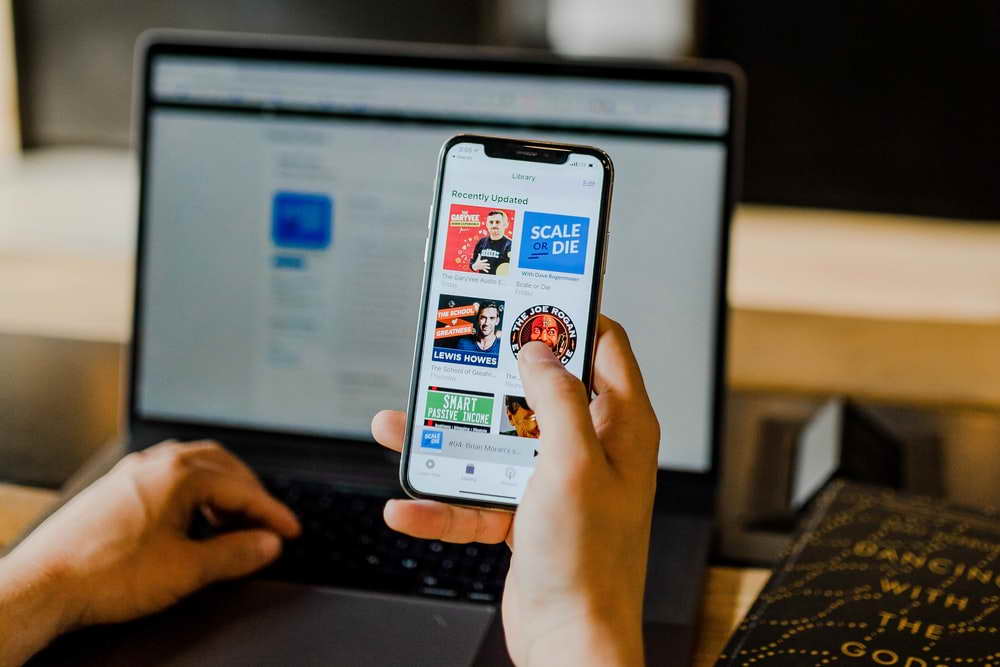 Инсайдеры о планах Apple: складной iPhone, новый iMac, компактный Mac Pro и не только
